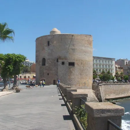 Flowered House With Garden *