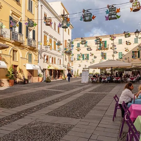 Apartment Flowered House With Garden