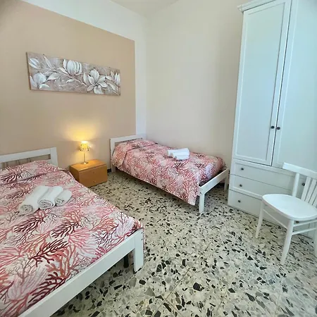 Flowered House With Garden Apartment Alghero