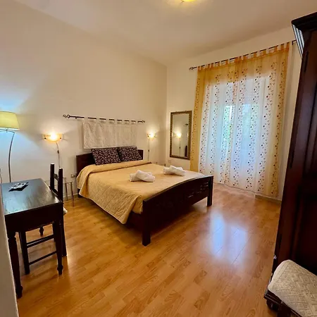 Apartament Flowered House With Garden *