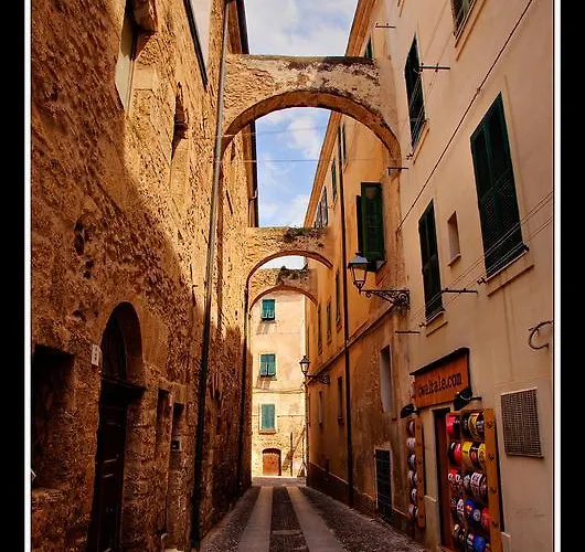 Flowered House With Garden *